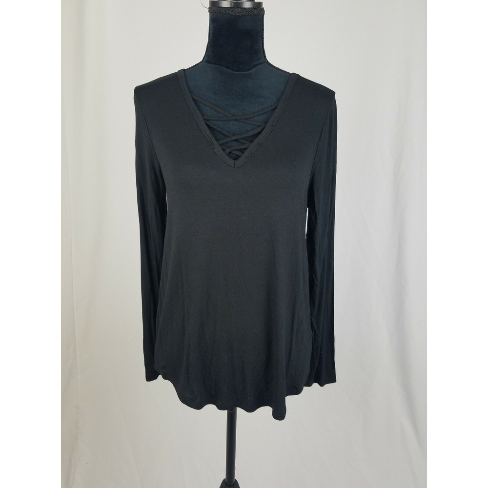 Hippie Rose juniors M long sleeve lace up long sleeve shirt Gothic minimalist